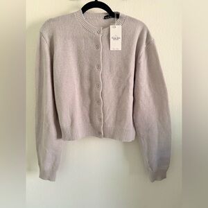 Elegant Cropped Grey Cardigan Sweater